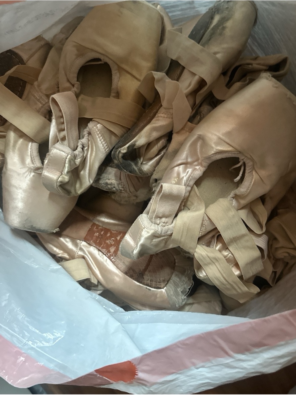 ~50ISH DEAD POINTE SHOES WHOLE BAG